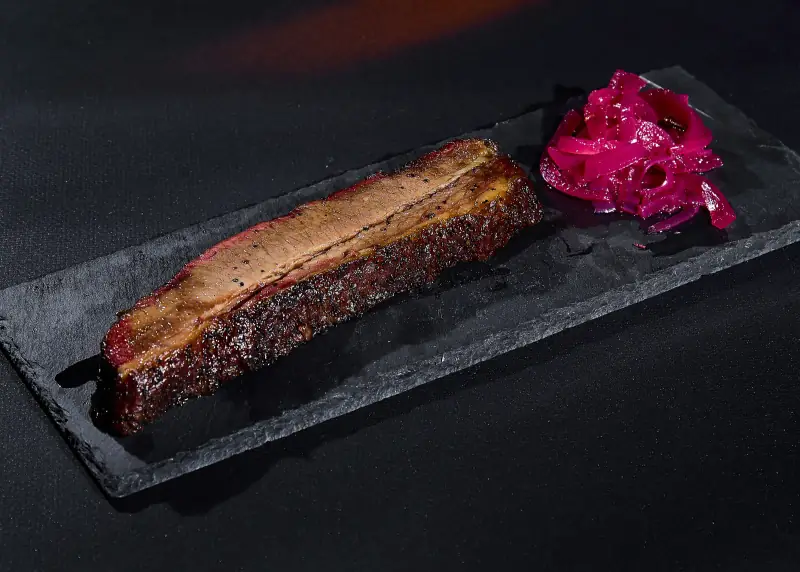 Брискет, Свиные рёбра BBQ, Рваная свинина